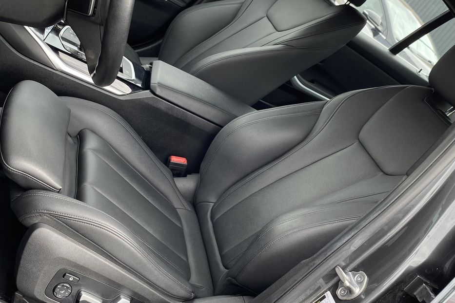 Продам BMW 330 2019 года в Луцке