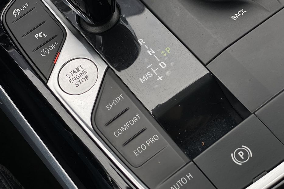 Продам BMW 330 2019 года в Луцке