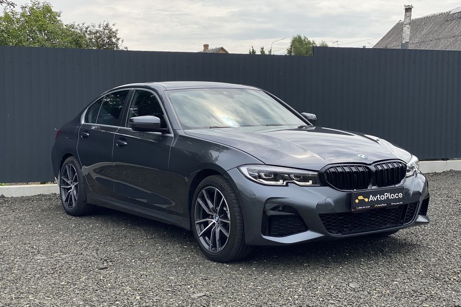 Продам BMW 330 2019 года в Луцке