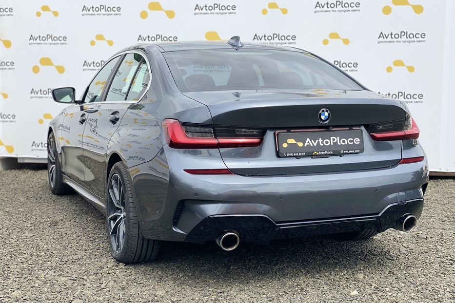 Продам BMW 330 2019 года в Луцке