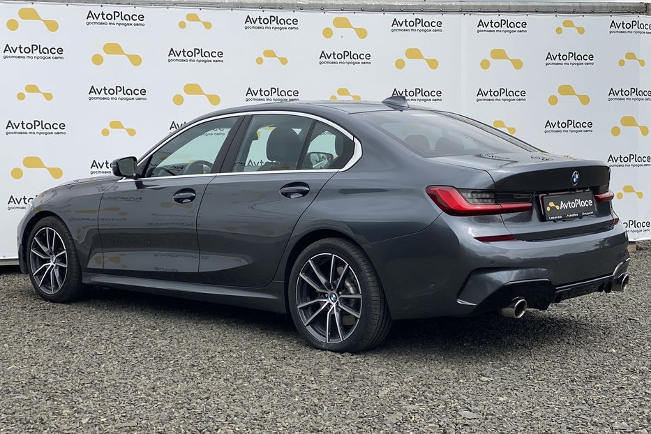 Продам BMW 330 2019 года в Луцке