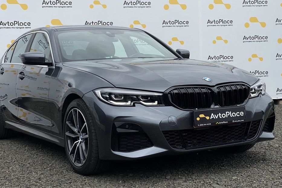 Продам BMW 330 2019 года в Луцке