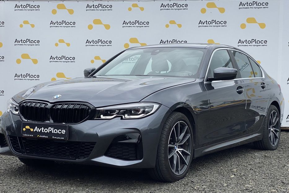 Продам BMW 330 2019 года в Луцке