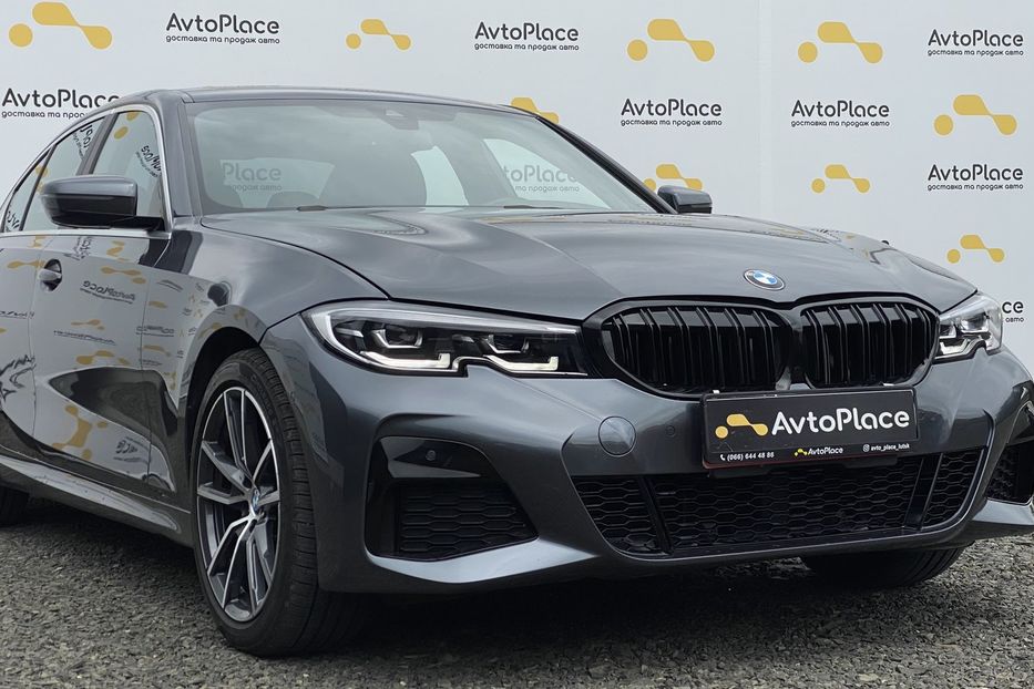 Продам BMW 330 2019 года в Луцке