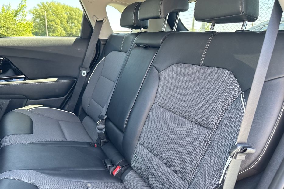 Продам Kia Niro 64квт Рестайл 2021 года в Львове