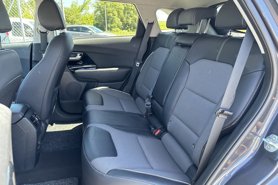 Продам Kia Niro 64квт Рестайл 2021 года в Львове