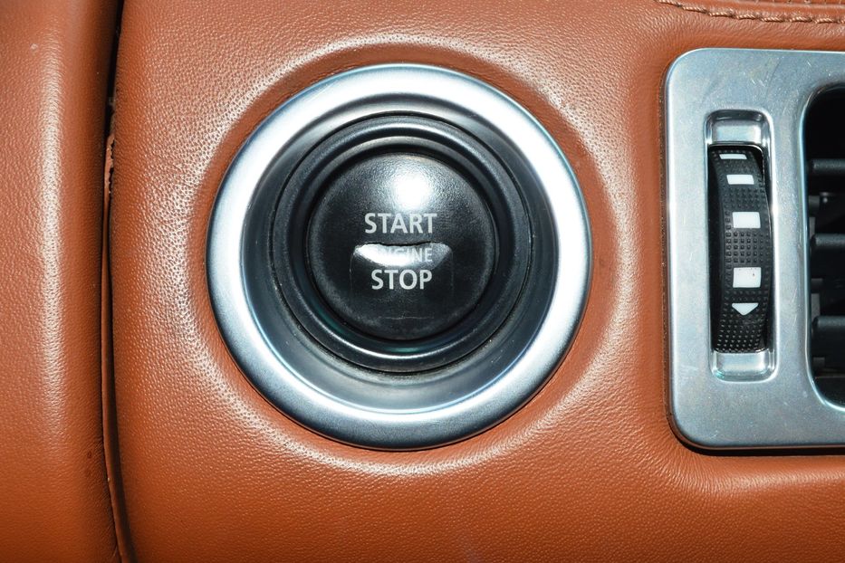 Продам Land Rover Range Rover 2011 года в Одессе