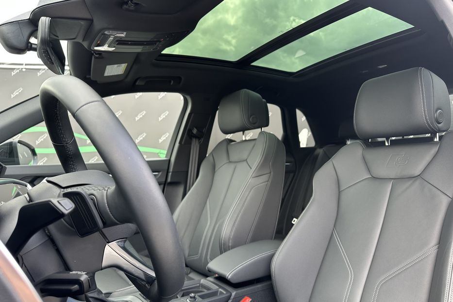 Продам Audi Q3 Premium Plus S-Line 45TFSI  2024 года в Киеве