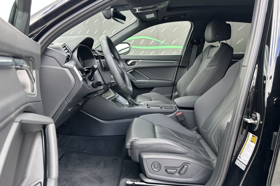Продам Audi Q3 Premium Plus S-Line 45TFSI  2024 года в Киеве