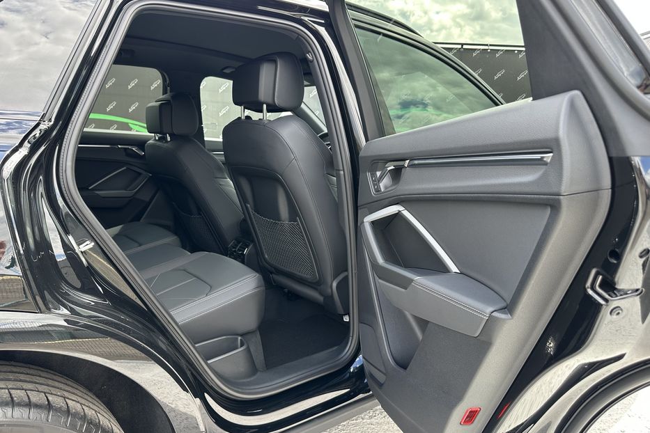 Продам Audi Q3 Premium Plus S-Line 45TFSI  2024 года в Киеве