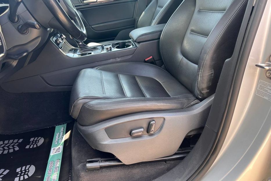 Продам Volkswagen Touareg 2011 года в Черновцах