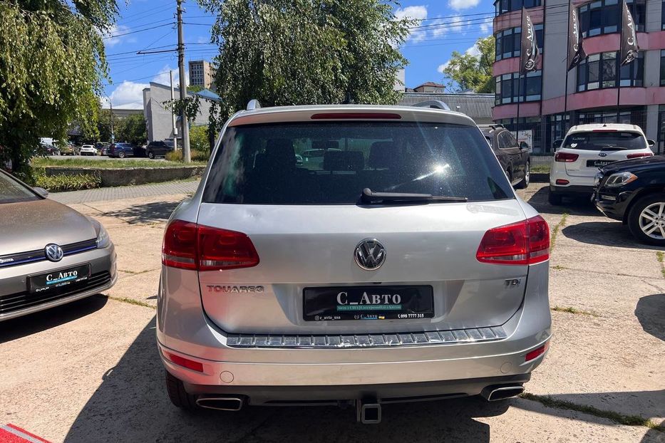 Продам Volkswagen Touareg 2011 года в Черновцах