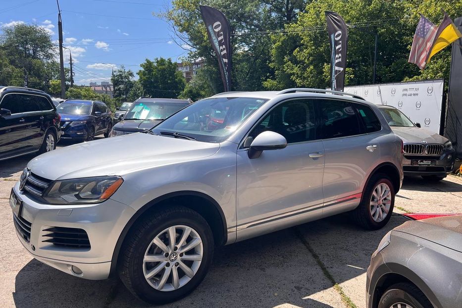 Продам Volkswagen Touareg 2011 года в Черновцах