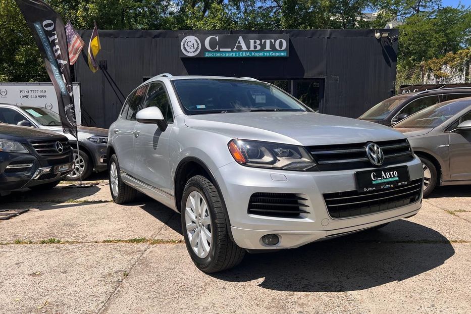 Продам Volkswagen Touareg 2011 года в Черновцах