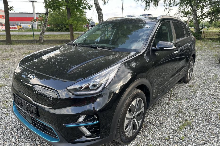 Продам Kia Niro 64квт  2021 года в Львове