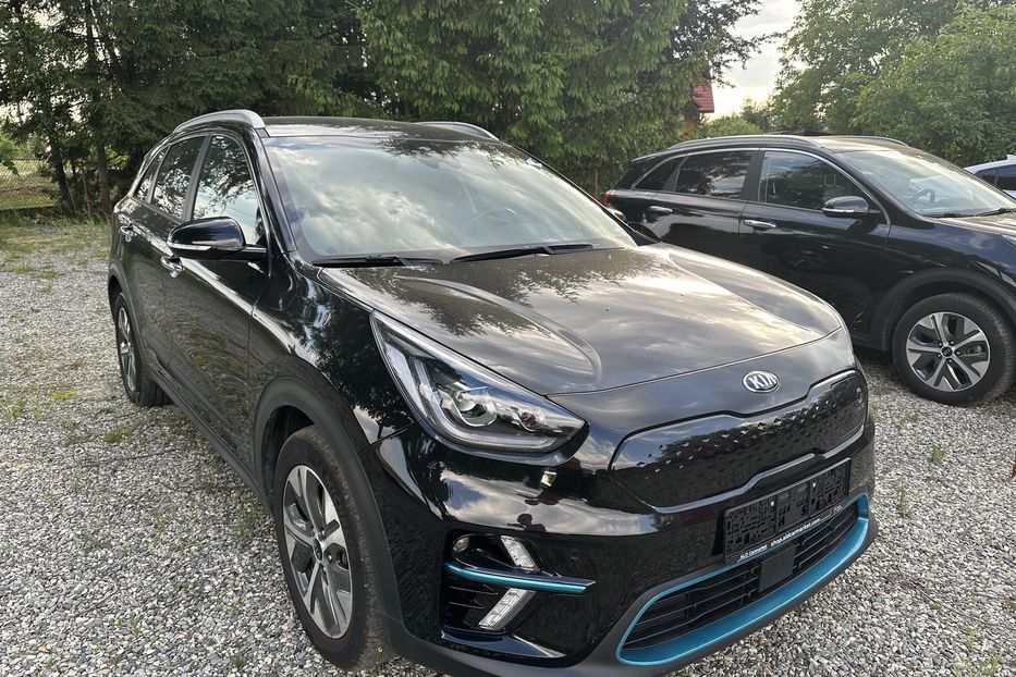Продам Kia Niro 64квт  2021 года в Львове