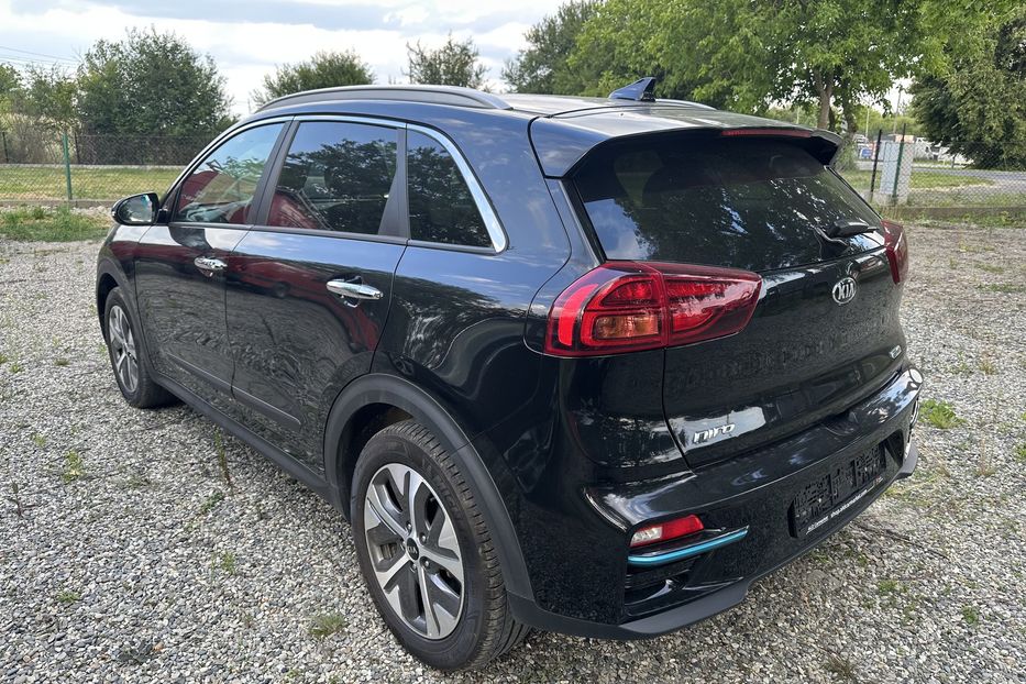 Продам Kia Niro 64квт  2021 года в Львове