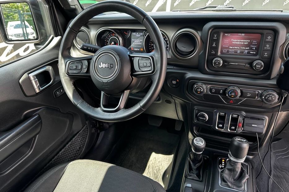 Продам Jeep Wrangler AWD Sport 2018 года в Киеве