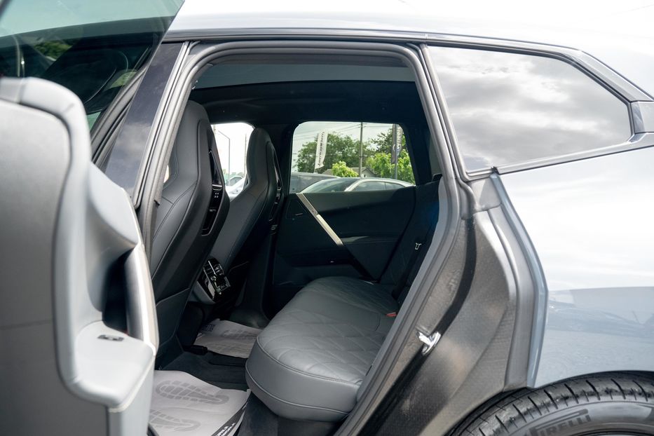 Продам BMW iX 50E xDrive 2022 года в Черновцах