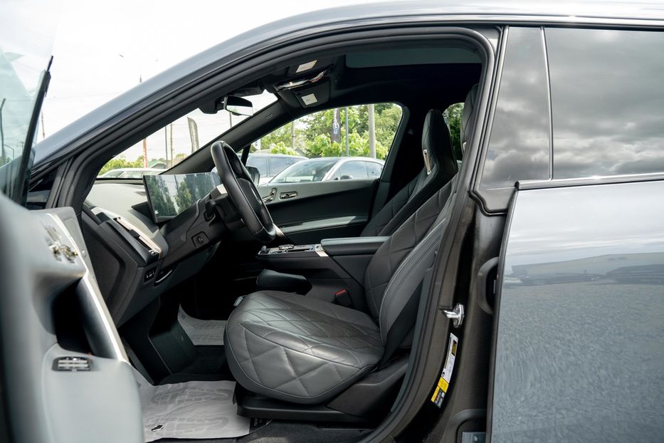 Продам BMW iX 50E xDrive 2022 года в Черновцах