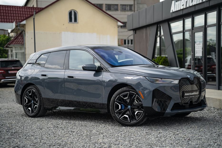 Продам BMW iX 50E xDrive 2022 года в Черновцах