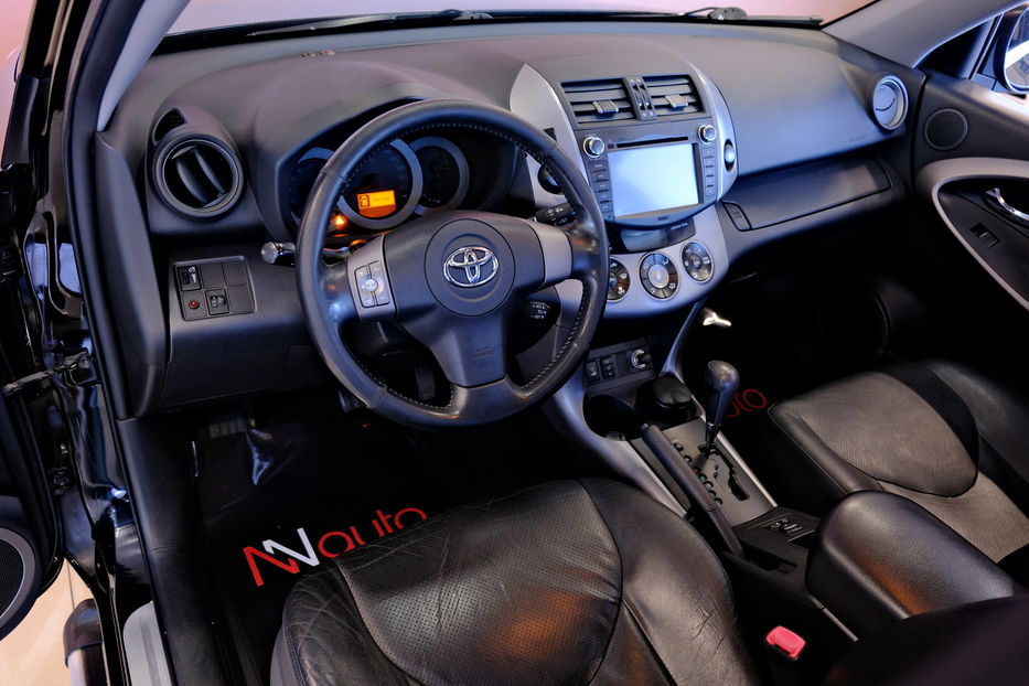 Продам Toyota Rav 4 2009 года в Одессе