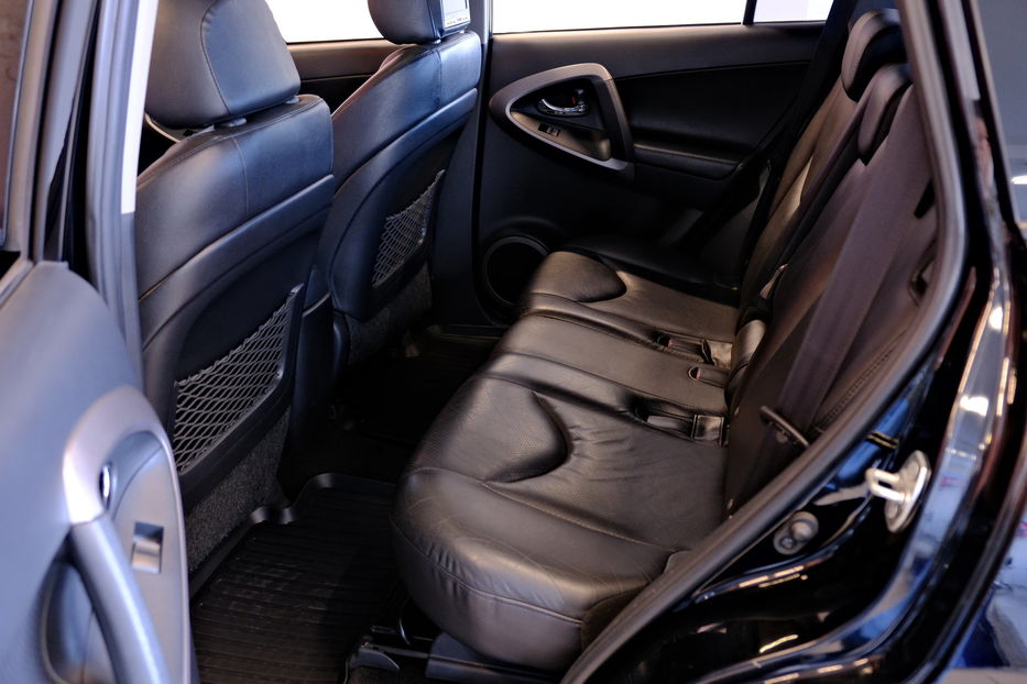 Продам Toyota Rav 4 2009 года в Одессе