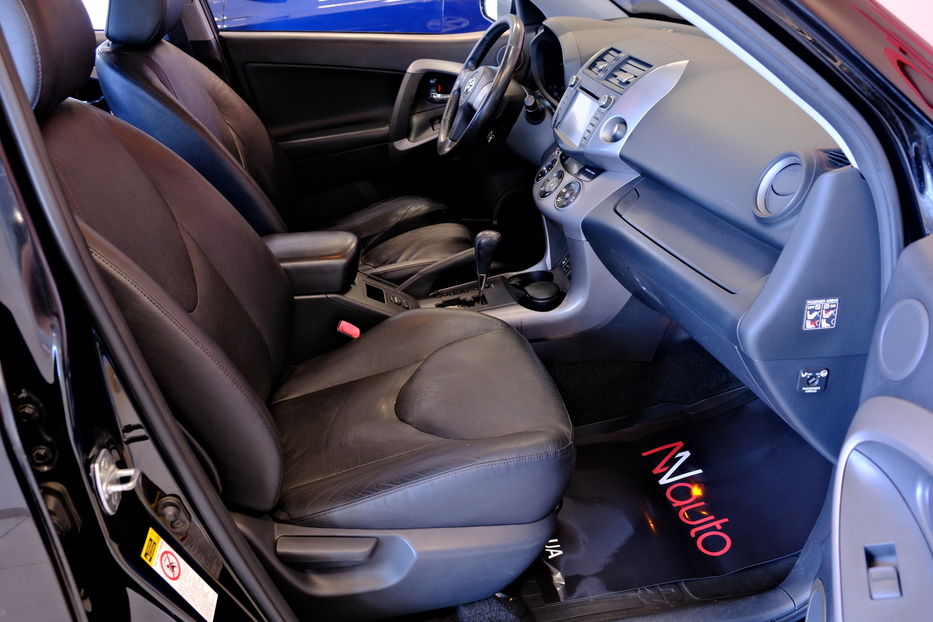 Продам Toyota Rav 4 2009 года в Одессе