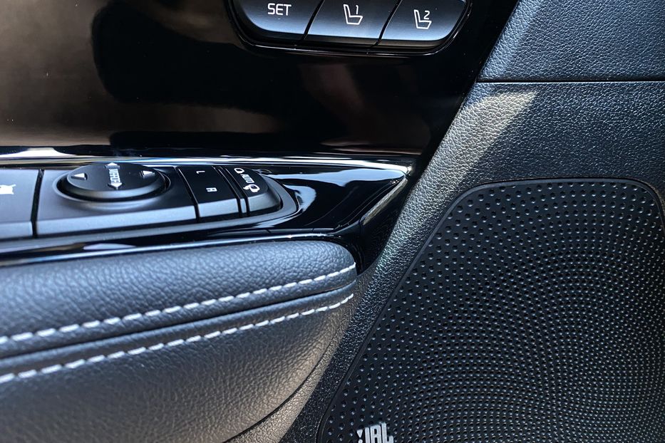 Продам Kia Niro 64кВт Макс.компл.Prestige 2021 года в Львове