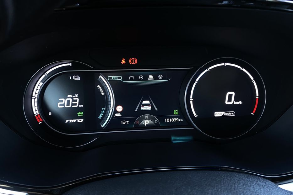 Продам Kia Niro 64кВт Макс.компл.Prestige 2021 года в Львове