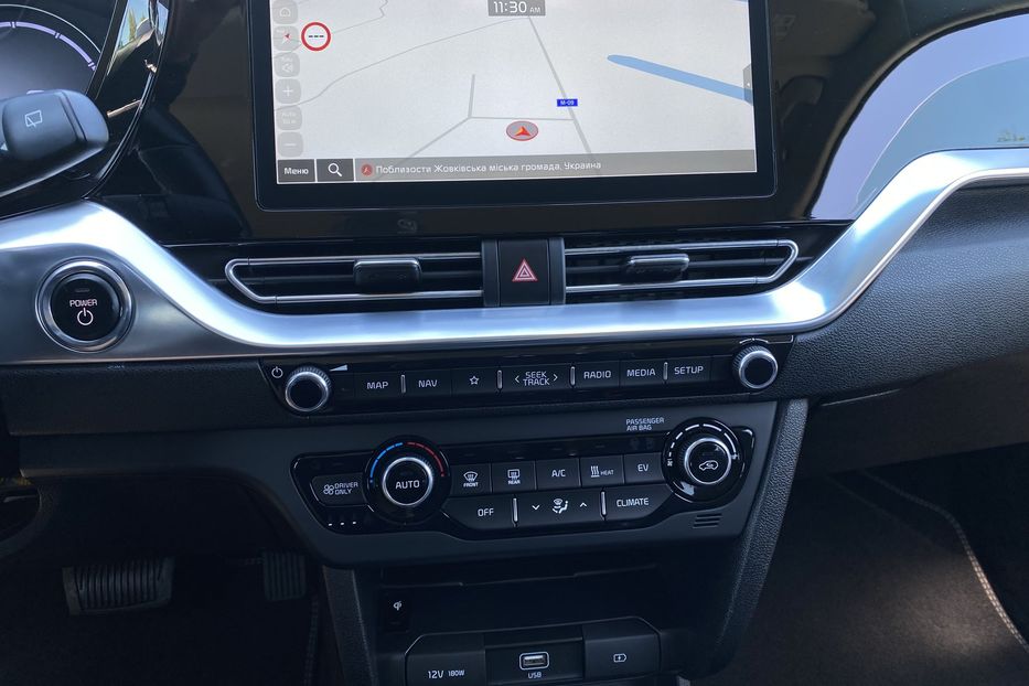 Продам Kia Niro 64кВт Макс.компл.Prestige 2021 года в Львове