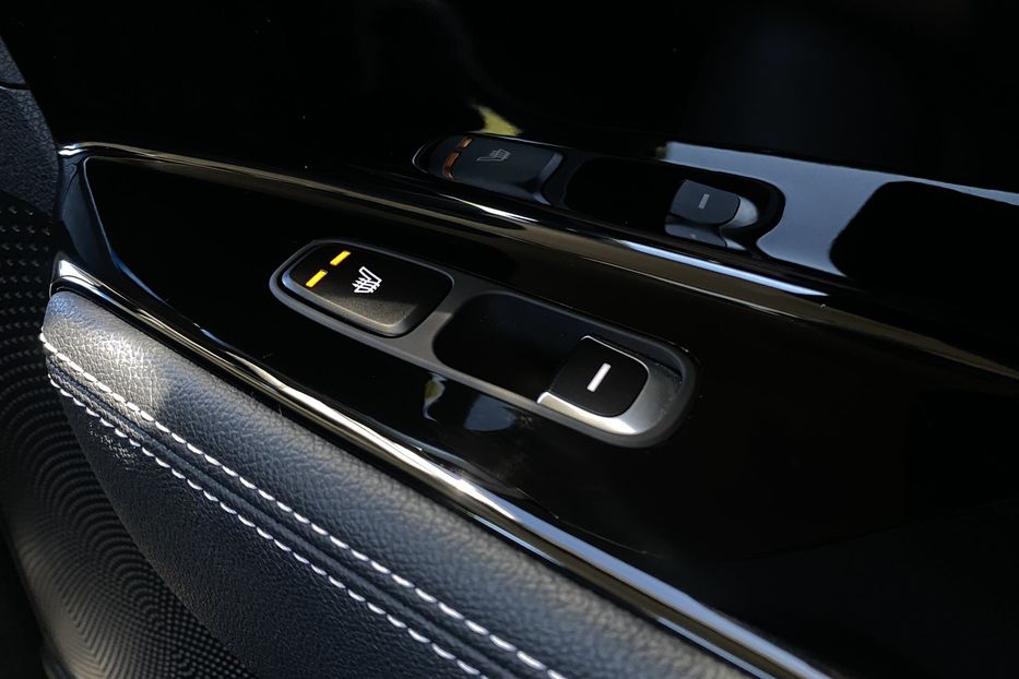 Продам Kia Niro 64кВт Макс.компл.Prestige 2021 года в Львове