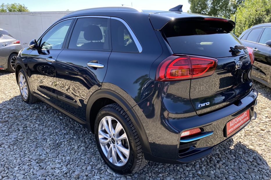 Продам Kia Niro 64кВтТепловийПідгрвсидінькерма 2021 года в Львове