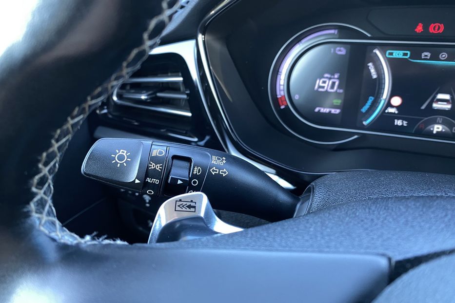 Продам Kia Niro 64кВтТепловийПідгрвсидінькерма 2021 года в Львове