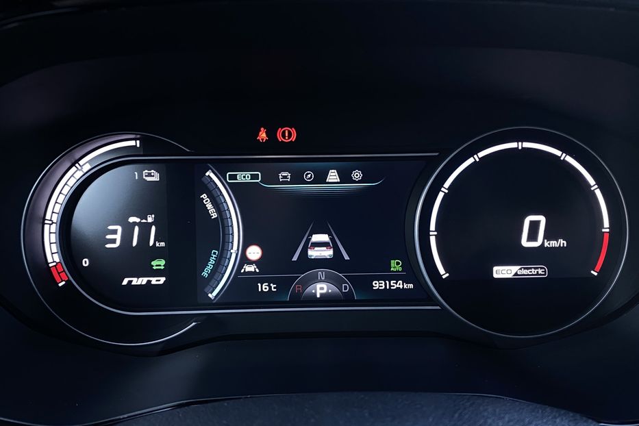 Продам Kia Niro 64кВт Макс.компл.Prestige 2020 года в Львове