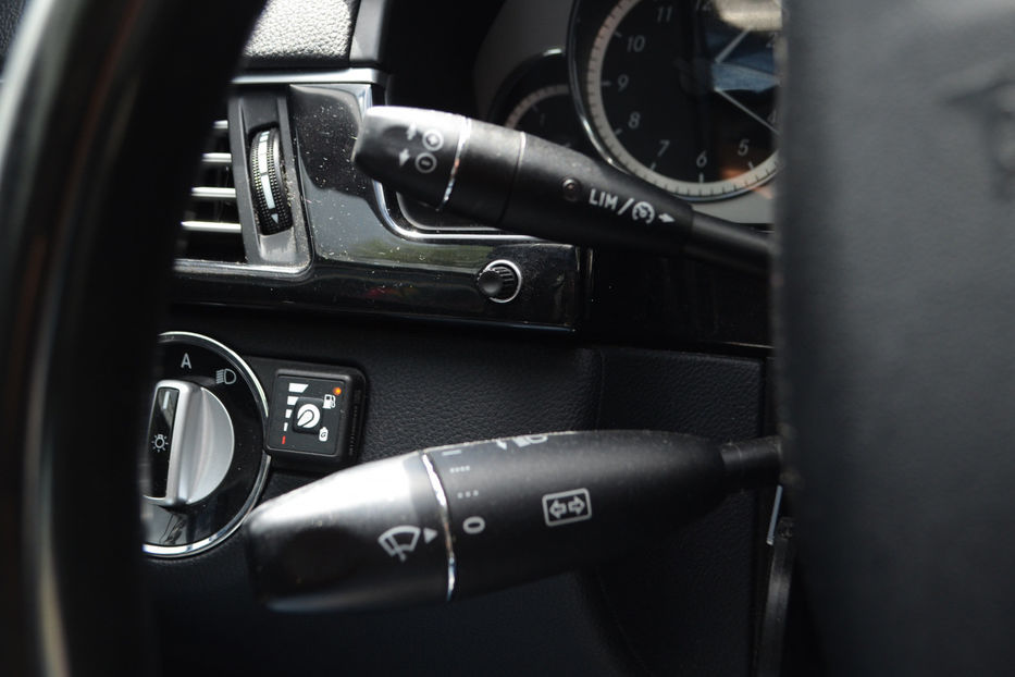 Продам Mercedes-Benz E-Class 2010 года в Киеве