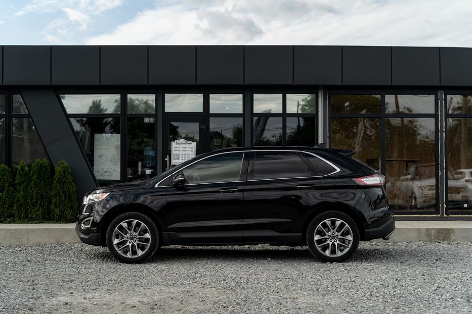 Продам Ford Edge Titanium 2018 года в Черновцах