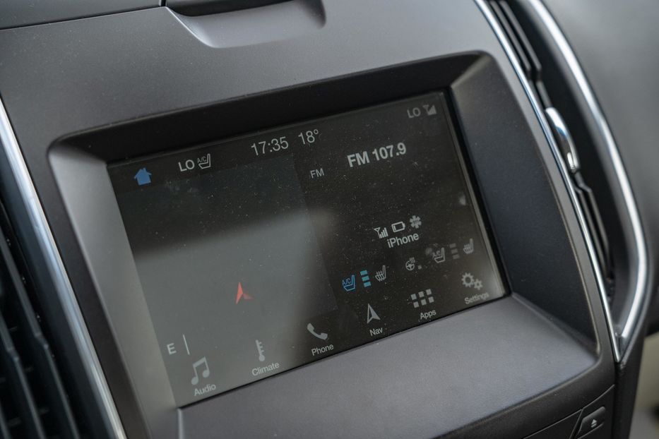 Продам Ford Edge Titanium 2018 года в Черновцах