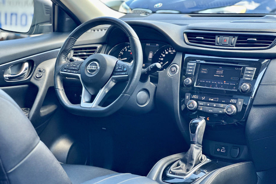 Продам Nissan Rogue 2018 года в Киеве
