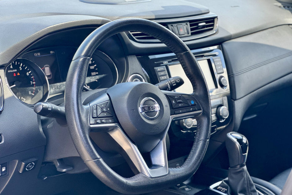 Продам Nissan Rogue 2018 года в Киеве