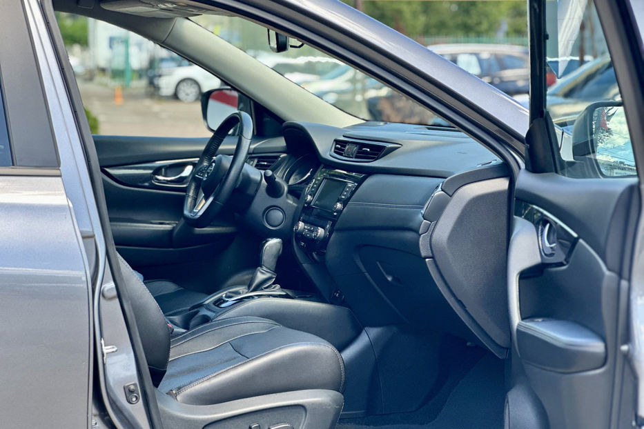 Продам Nissan Rogue 2018 года в Киеве