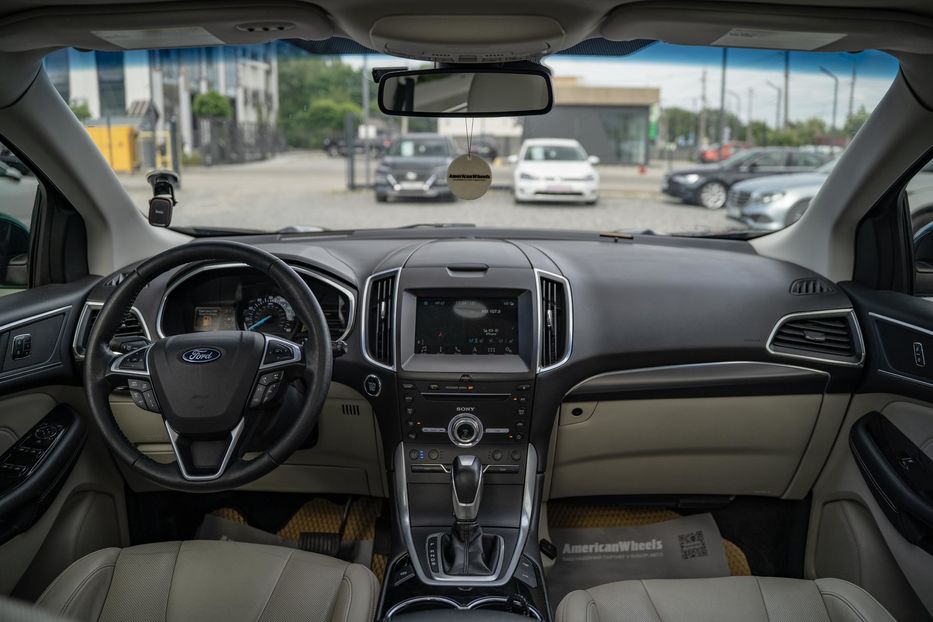 Продам Ford Edge Titanium 2018 года в Черновцах