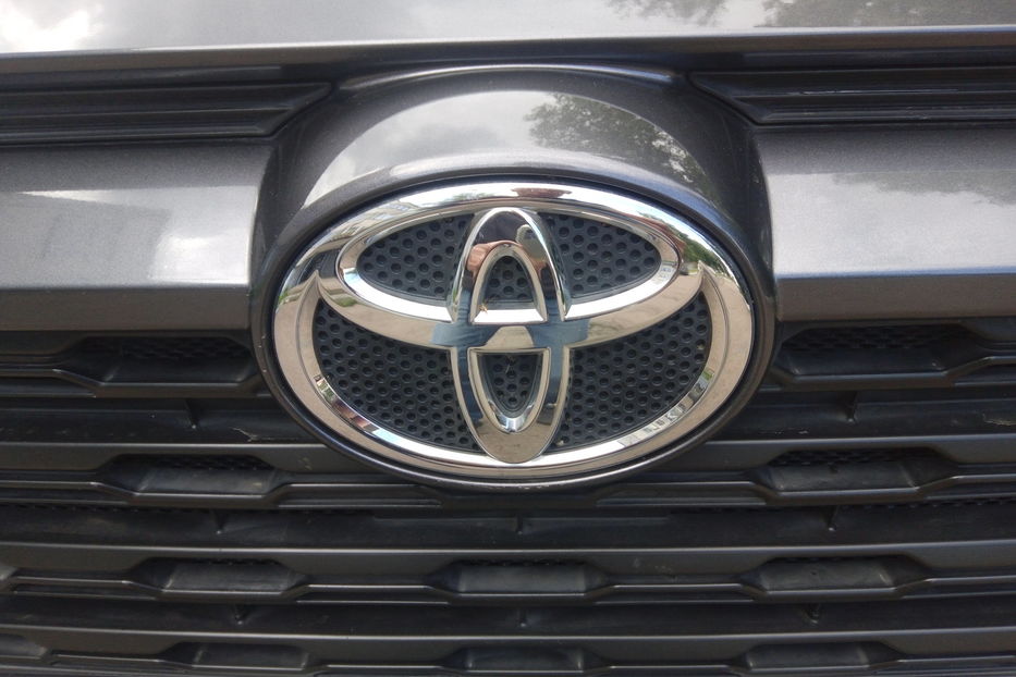Продам Toyota Rav 4 Live 2020 года в г. Нежин, Черниговская область