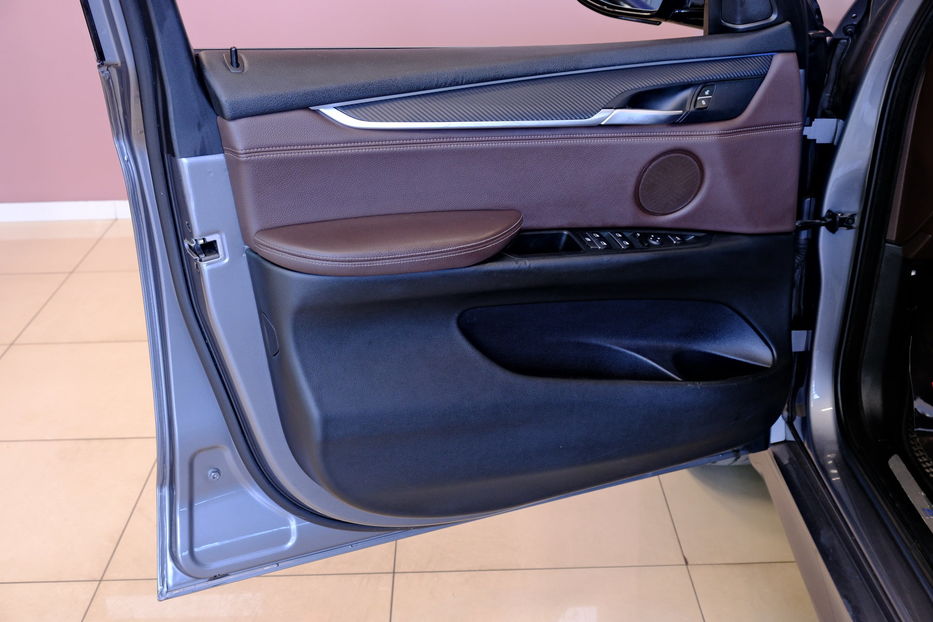Продам BMW X5 xDrive40e 2018 года в Одессе