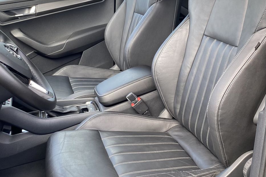 Продам Skoda karoq 2019 года в Луцке