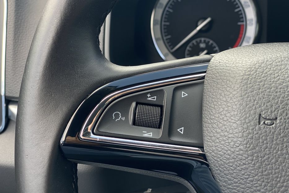 Продам Skoda karoq 2019 года в Луцке