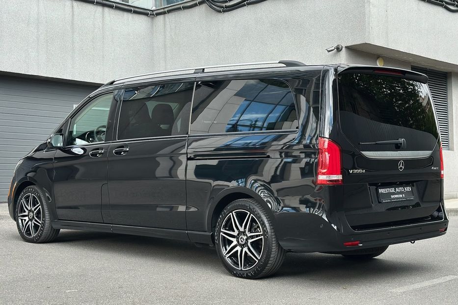 Продам Mercedes-Benz V-Class V300 EXTRA LONG 2023 года в Киеве