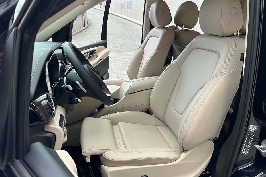 Продам Mercedes-Benz V-Class V300 EXTRA LONG 2023 года в Киеве