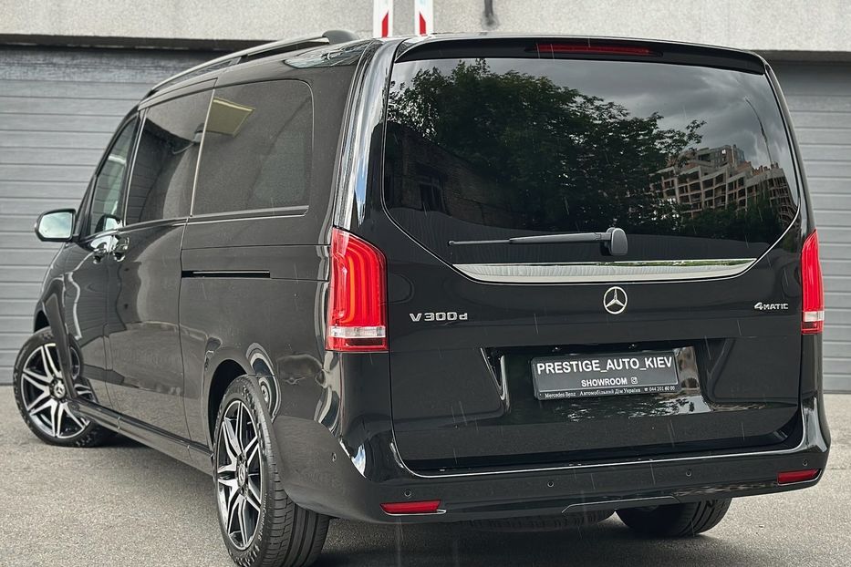Продам Mercedes-Benz V-Class V300 EXTRA LONG 2023 года в Киеве