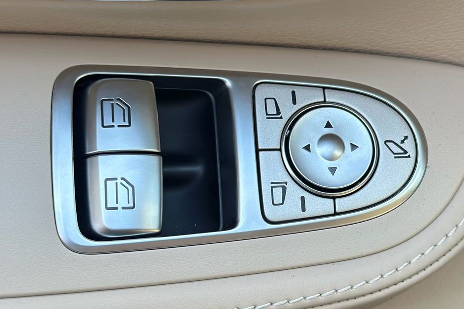 Продам Mercedes-Benz V-Class V300 EXTRA LONG 2023 года в Киеве